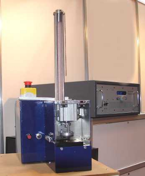 Automatic Eyeleting Machine